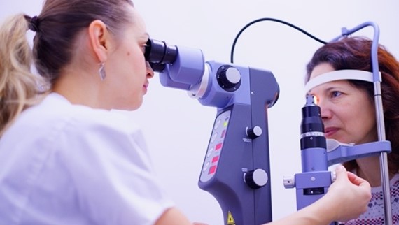 Opthamologist.jpg