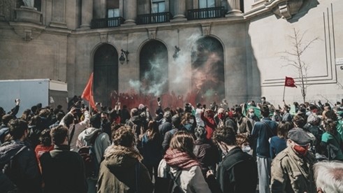 crowd.jpg
