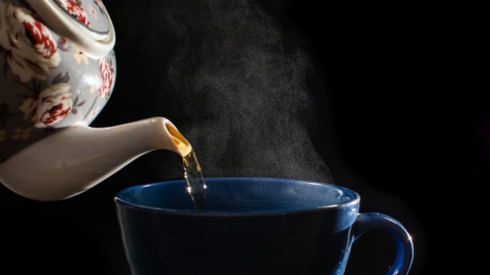 pouring tea.jpg